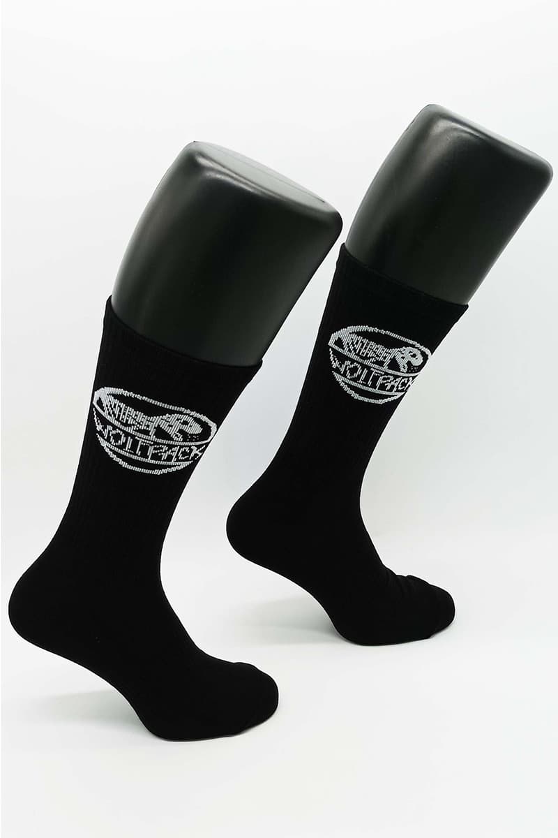 Black socks with DINOSAUR SOCKS print - Wolfpack Clothing