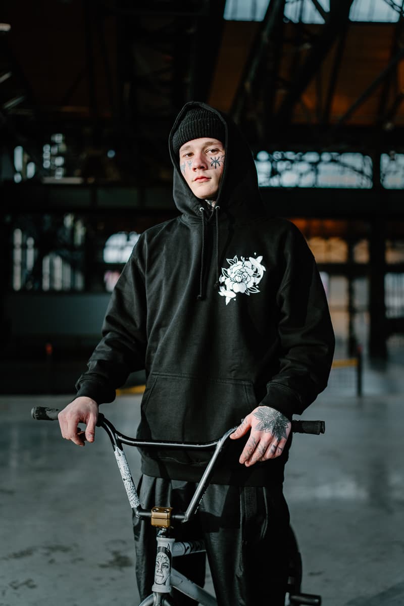 Black hoodie with NISHIKIGOI HOODIE UNISEX print - Wolfpack Clothing