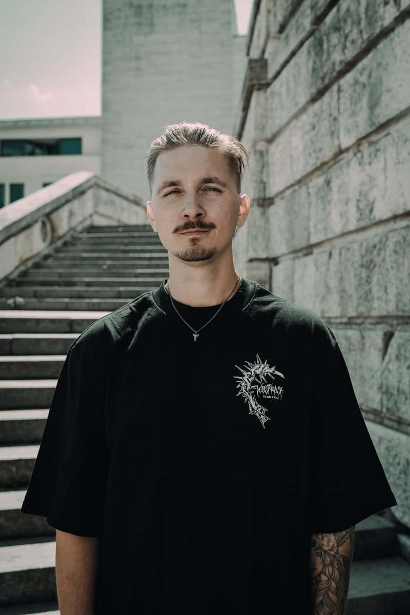 Black oversized t-shirt with BLOOD BITE OVERSIZED TEE UNISEX print - Wolfpack Clothing