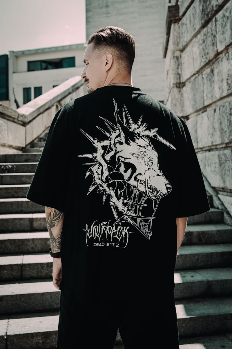 Black oversized t-shirt with BLOOD BITE OVERSIZED TEE UNISEX print - Wolfpack Clothing