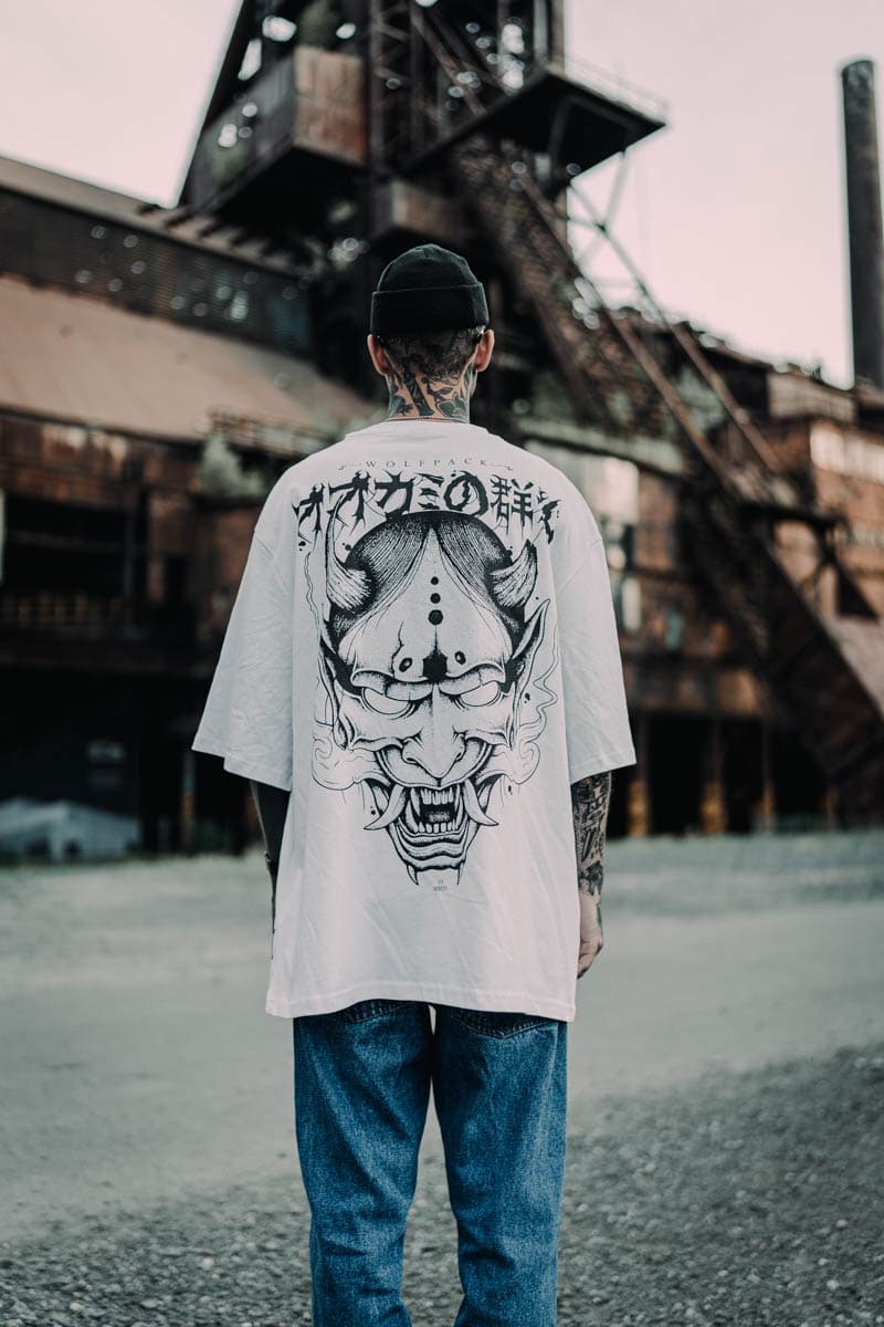 White oversized t-shirt with HANNYA OVERSIZED TEE UNISEX print - Wolfpack Clothing