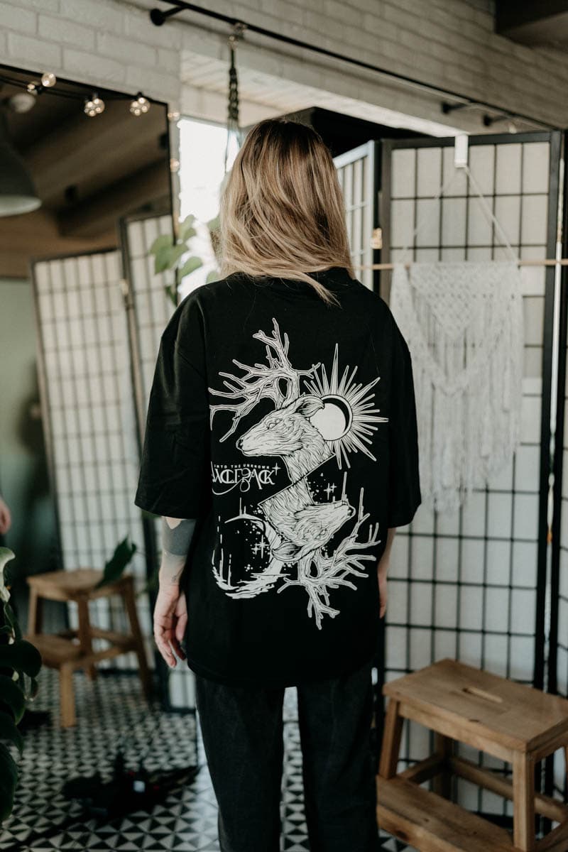 Black oversized t-shirt with THE DUALITY OVERSIZED TEE UNISEX print - Wolfpack Clothing