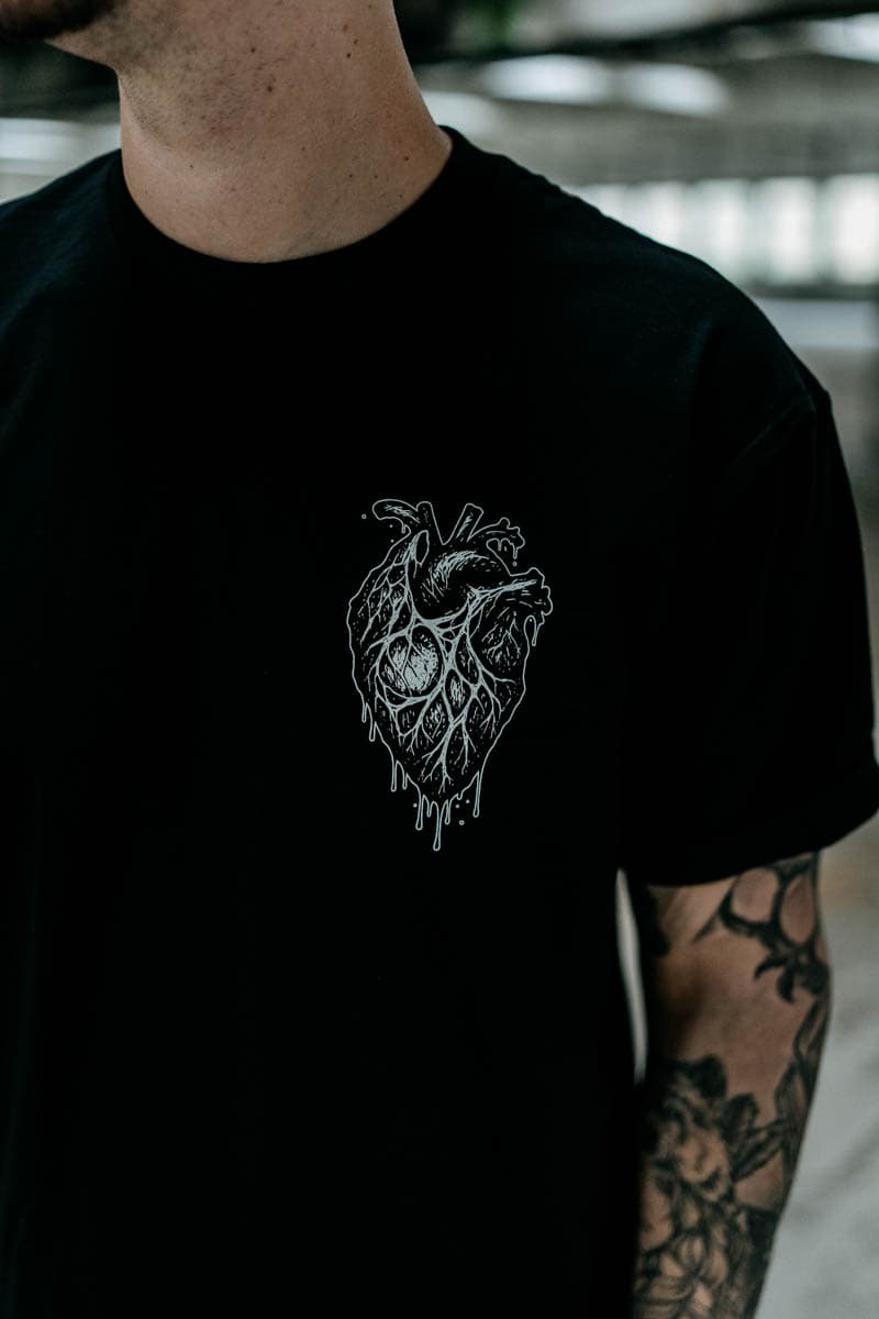 Black t-shirt with ABYSS HOUND TEE UNISEX print - Wolfpack Clothing