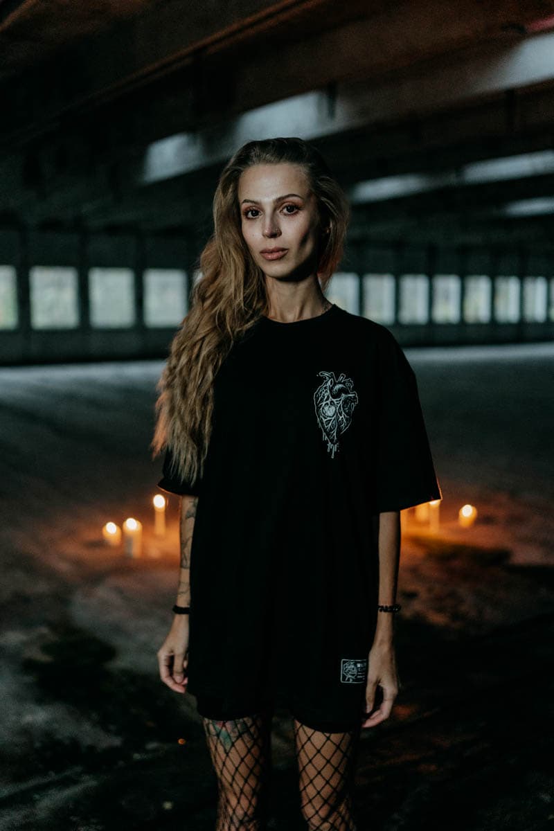 Black t-shirt with ABYSS HOUND TEE UNISEX print - Wolfpack Clothing