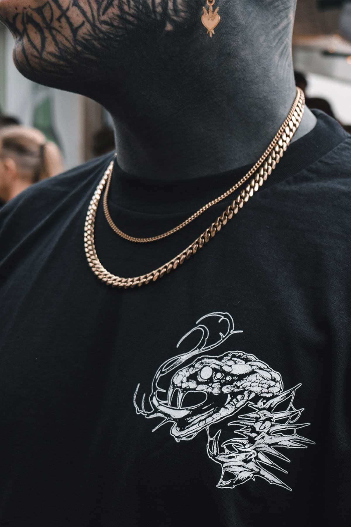 Black t-shirt with BASILISK TEE UNISEX print - Wolfpack Clothing