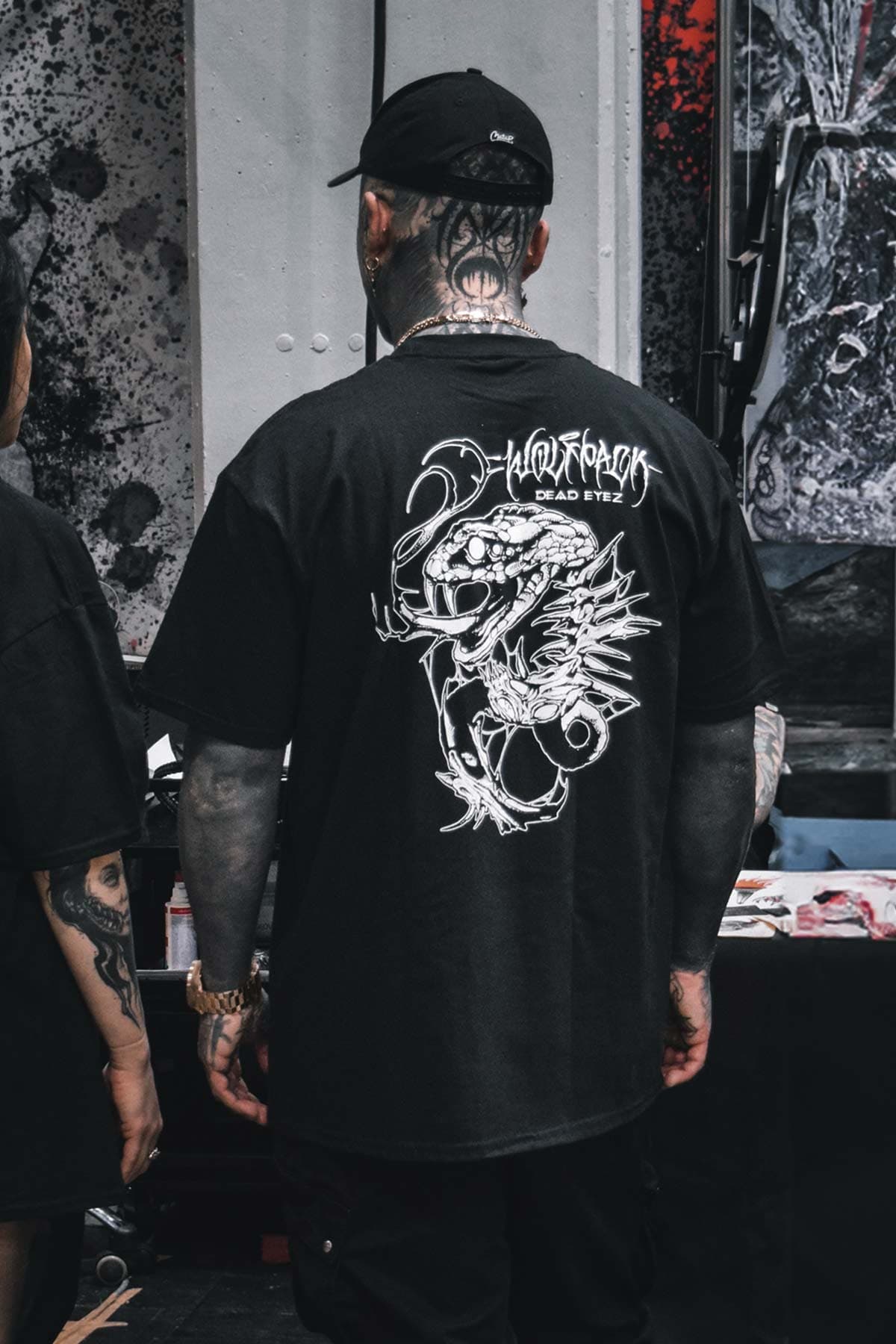 Black t-shirt with BASILISK TEE UNISEX print - Wolfpack Clothing