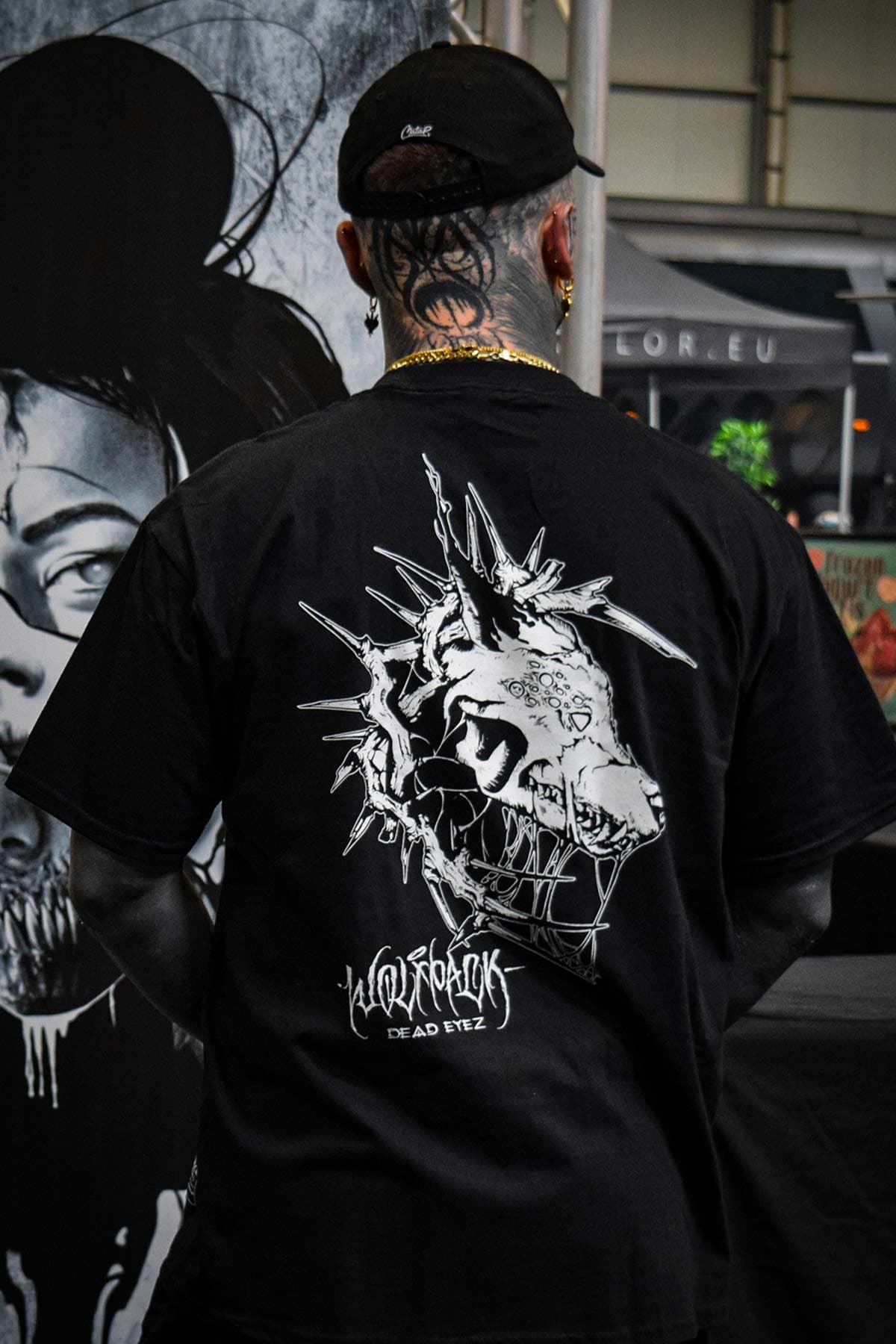 Black t-shirt with BLOOD BITE TEE UNISEX print - Wolfpack Clothing