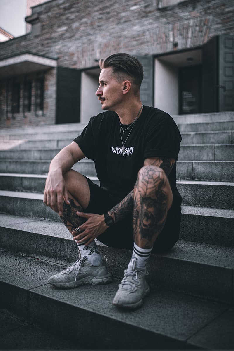Black t-shirt with FOX SPIRIT TEE UNISEX print - Wolfpack Clothing