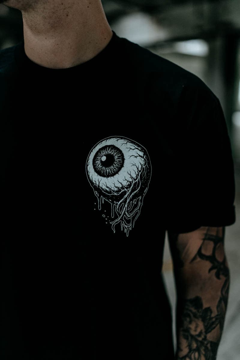 Black t-shirt with INNER EYE TEE UNISEX print - Wolfpack Clothing