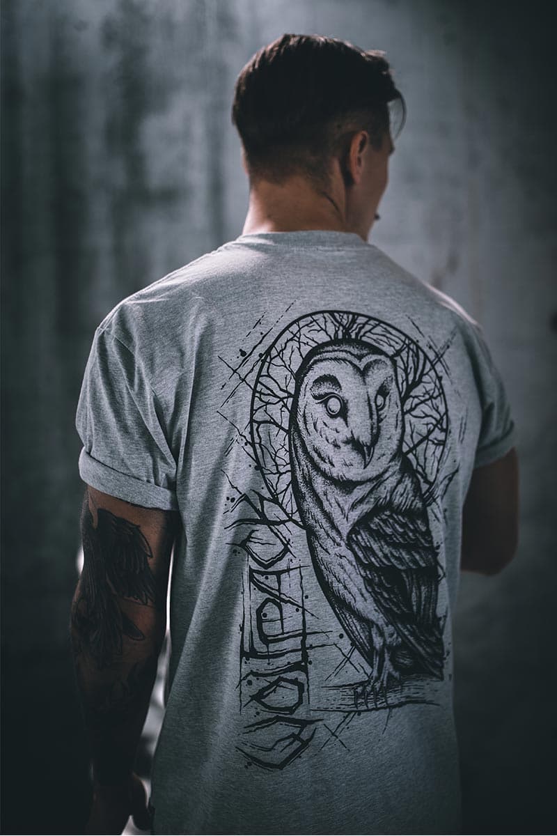 Grey t-shirt with NIGHT OWL TEE UNISEX print - Wolfpack Clothing