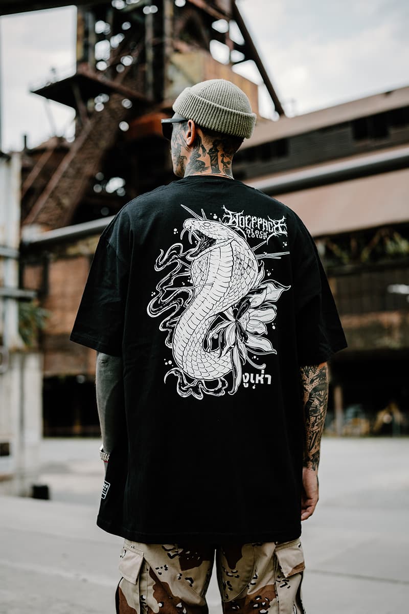 Black t-shirt with SERPENT OF SIAM TEE UNISEX print - Wolfpack Clothing