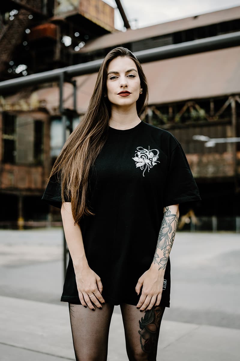 Black t-shirt with TEMPLE GUARDIAN TEE UNISEX print - Wolfpack Clothing