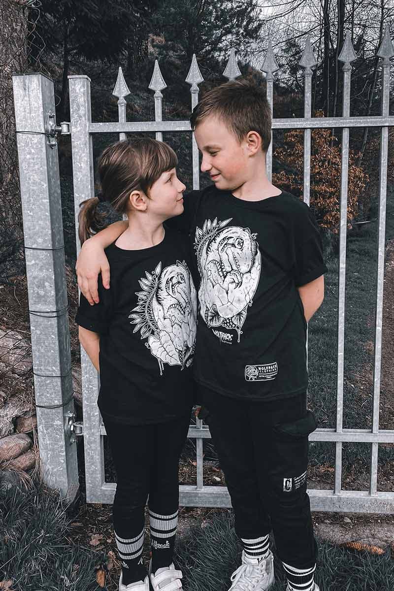 Black kids t-shirt with THE NEWBORN TEE BLACK KIDS print - Wolfpack Clothing