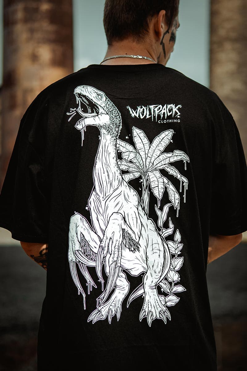 Black t-shirt with THERIZINOSAURUS TEE UNISEX print - Wolfpack Clothing