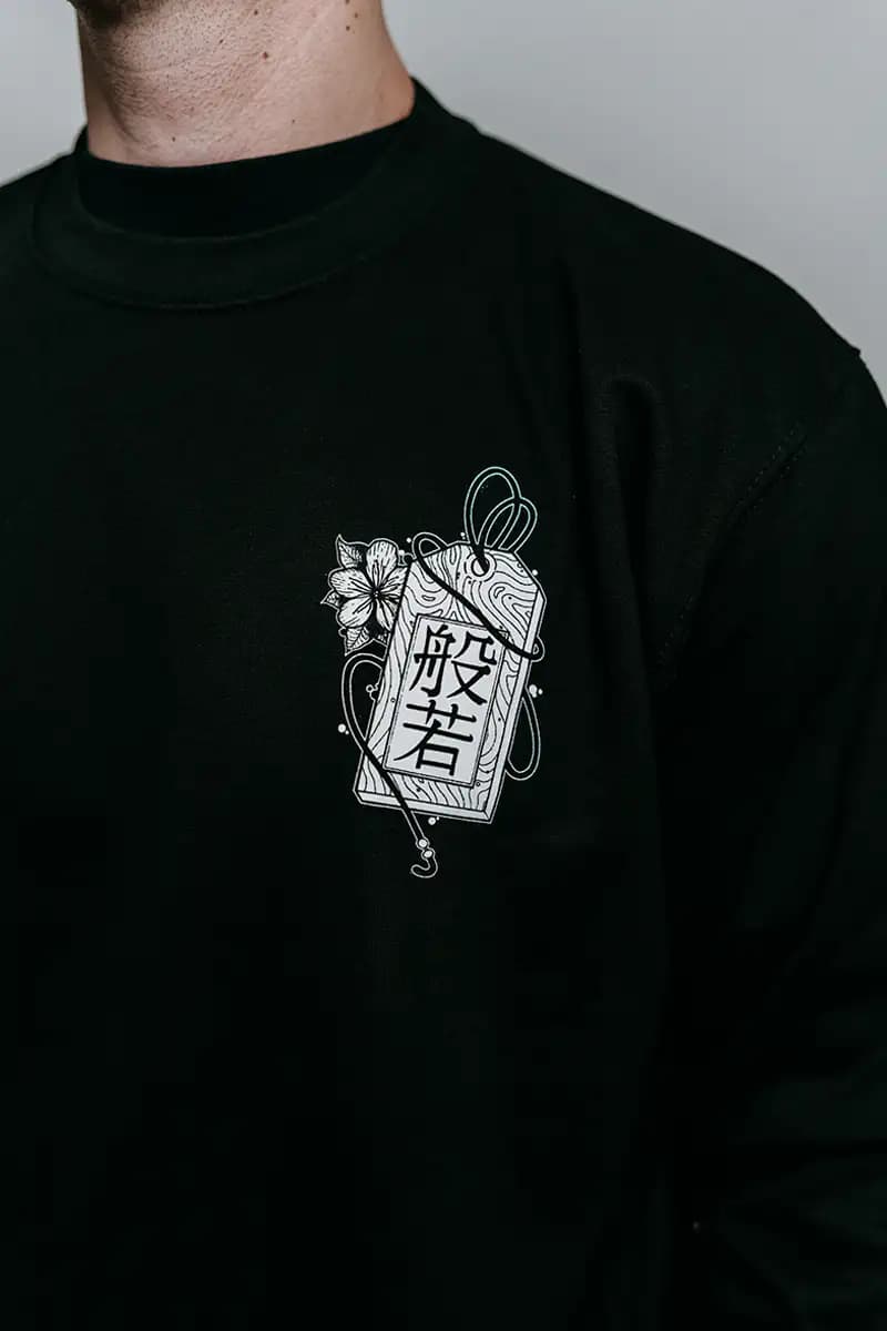 Black crewneck with HANNYA CREWNECK UNISEX print - Wolfpack Clothing