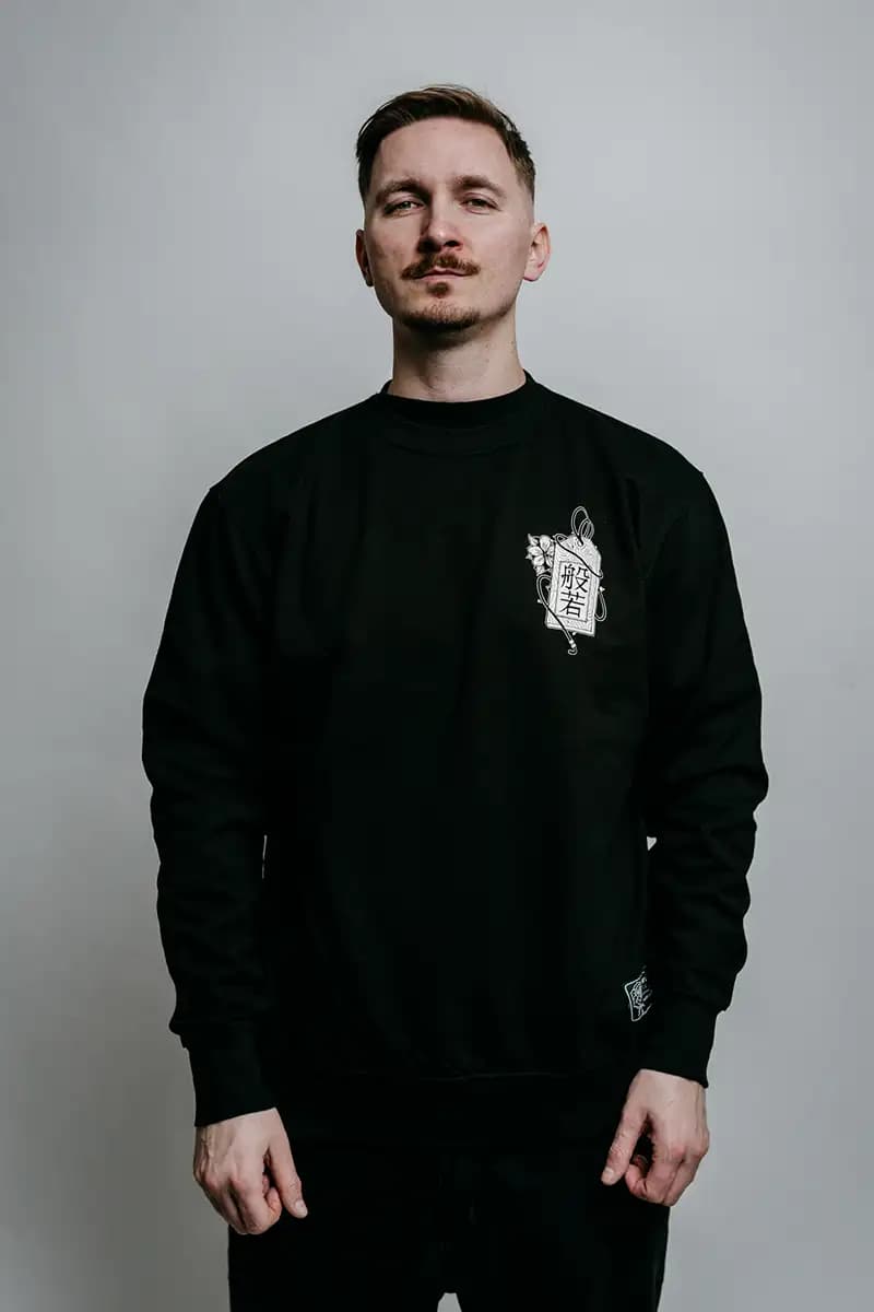 Black crewneck with HANNYA CREWNECK UNISEX print - Wolfpack Clothing