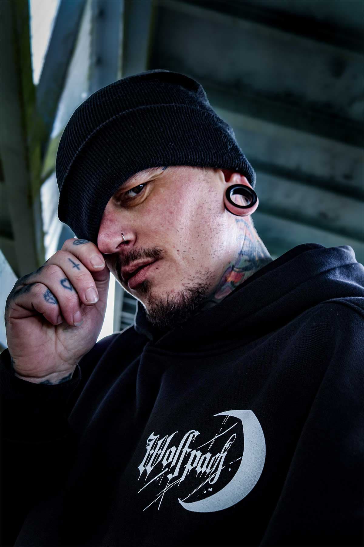 Black oversized hoodie with ECLIPSE OVERSIZED HOODIE UNISEX print - Wolfpack Clothing