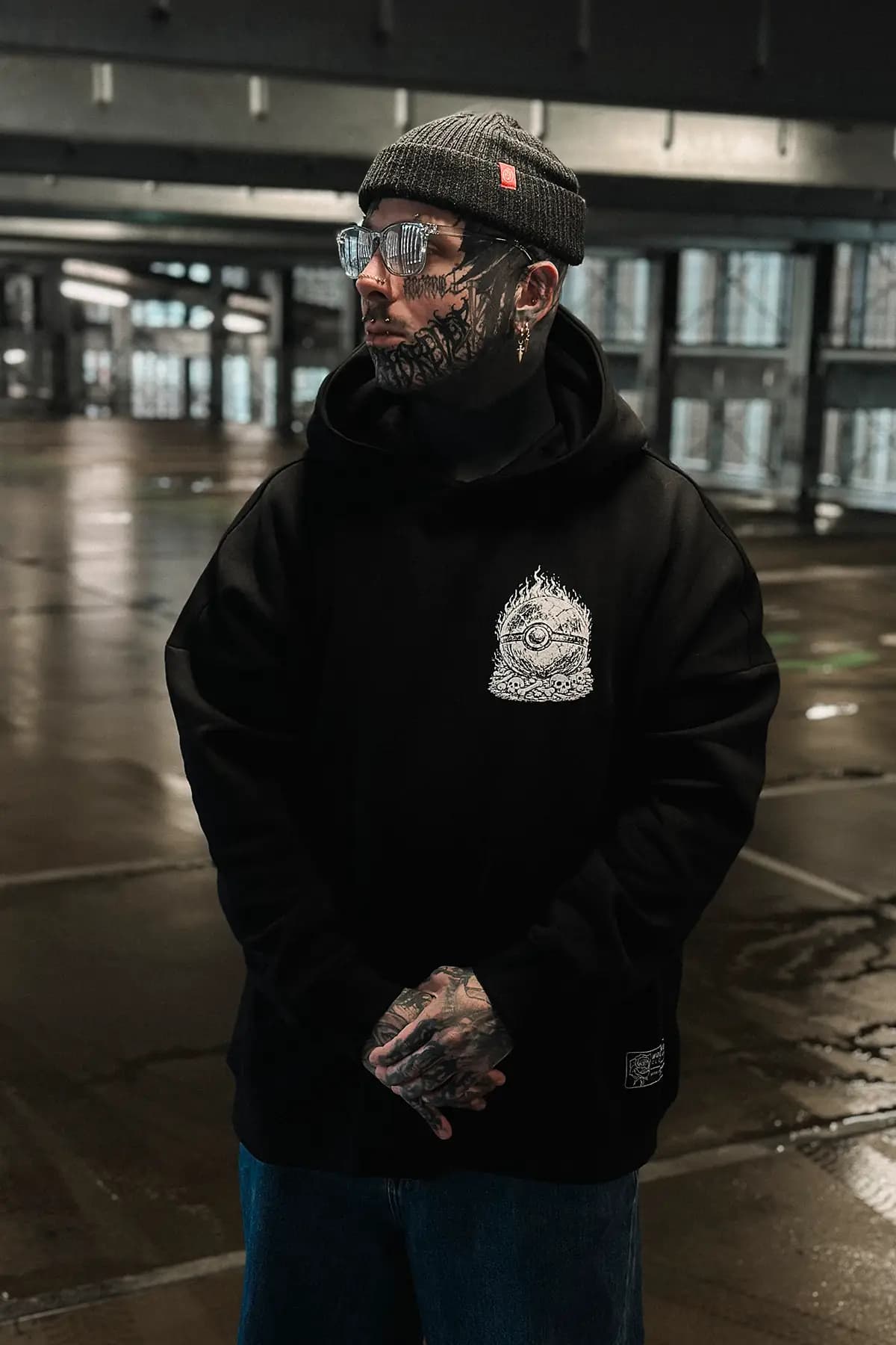 Black oversized hoodie with HELLFIRE OVERSIZED HOODIE UNISEX print - Wolfpack Clothing