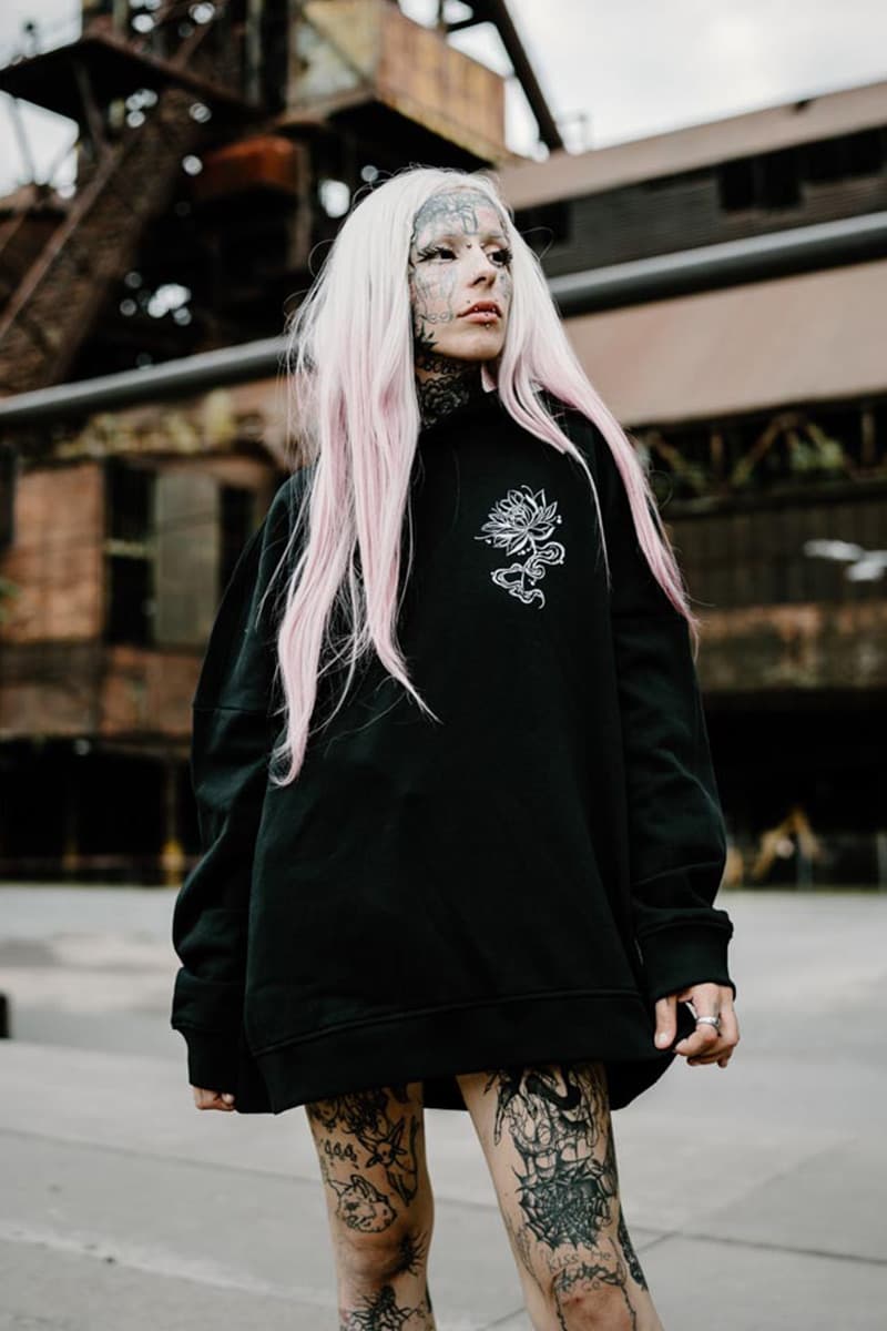 Black oversized hoodie with SERPENT OF SIAM OVERSIZED HOODIE UNISEX print - Wolfpack Clothing