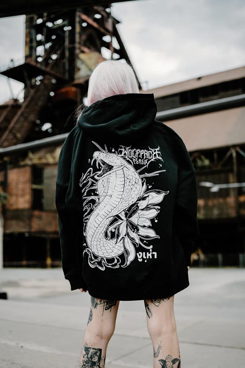 Black oversized hoodie with SERPENT OF SIAM OVERSIZED HOODIE UNISEX print - Wolfpack Clothing