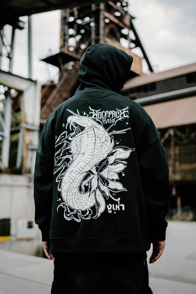 Black oversized hoodie with SERPENT OF SIAM OVERSIZED HOODIE UNISEX print - Wolfpack Clothing