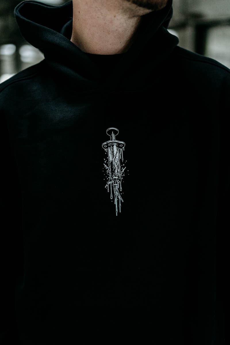 Black oversized hoodie with TOXIC FAITH OVERSIZED HOODIE UNISEX print - Wolfpack Clothing