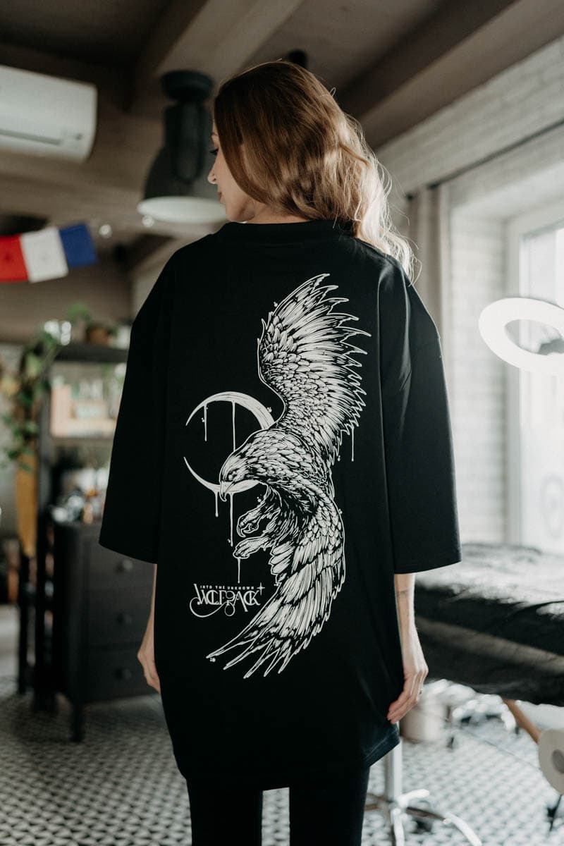 Black oversized t-shirt with CREATURE OF PREY OVERSIZED TEE UNISEX print - Wolfpack Clothing