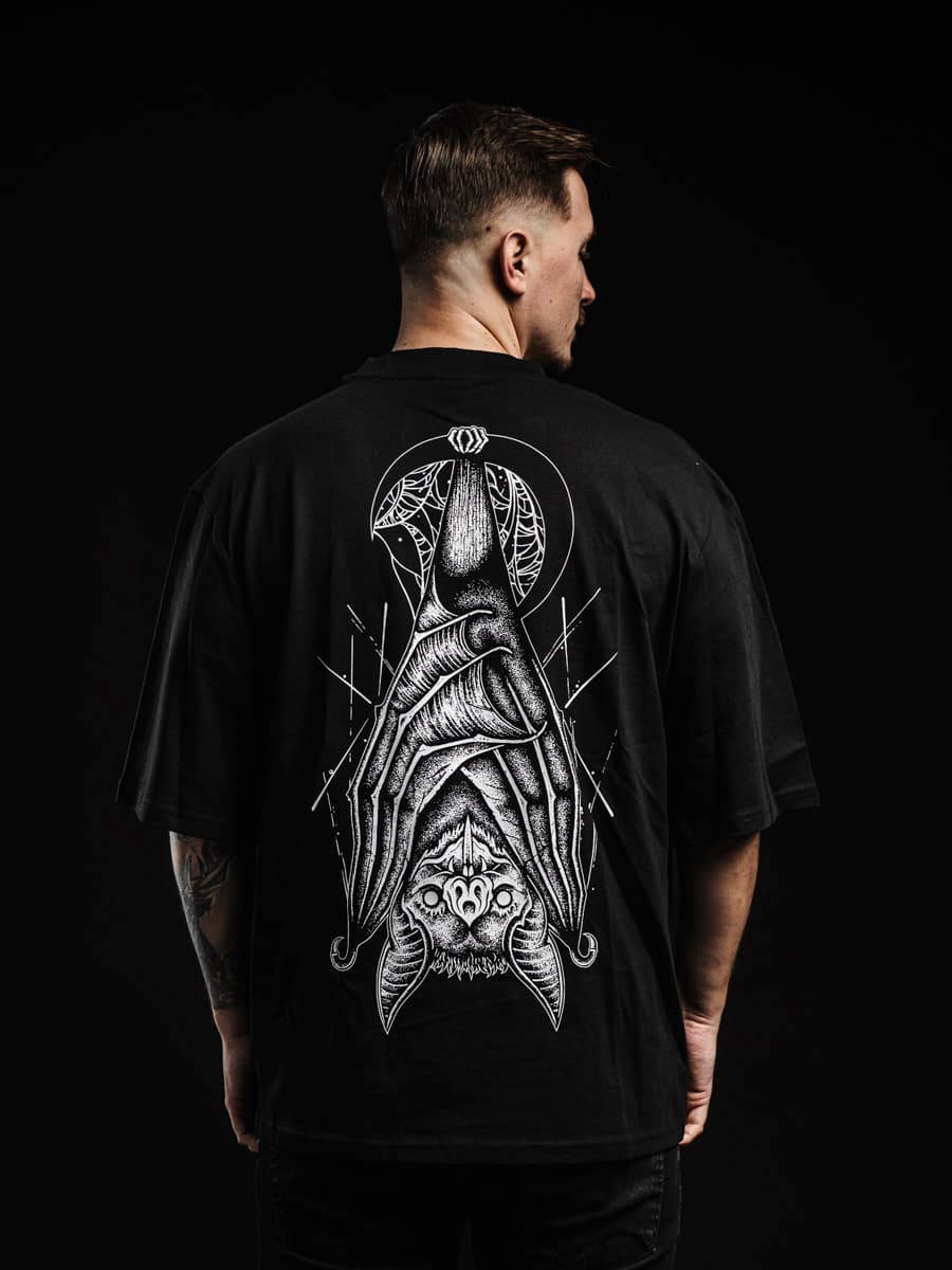 Black oversized t-shirt with ECLIPSE OVERSIZED TEE UNISEX print - Wolfpack Clothing