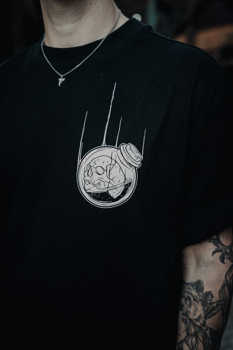 Black oversized t-shirt with FORBIDDEN FRUIT OVERSIZED TEE UNISEX print - Wolfpack Clothing