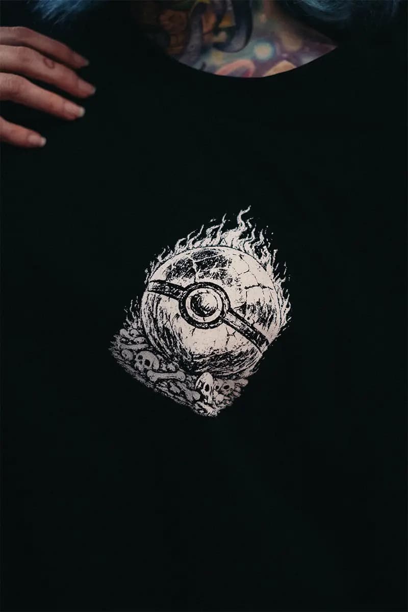 Black oversized t-shirt with HELLFIRE OVERSIZED TEE UNISEX print - Wolfpack Clothing