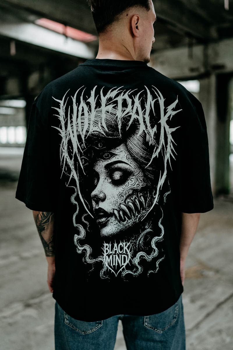 Black oversized t-shirt with INNER EYE OVERSIZED TEE UNISEX print - Wolfpack Clothing