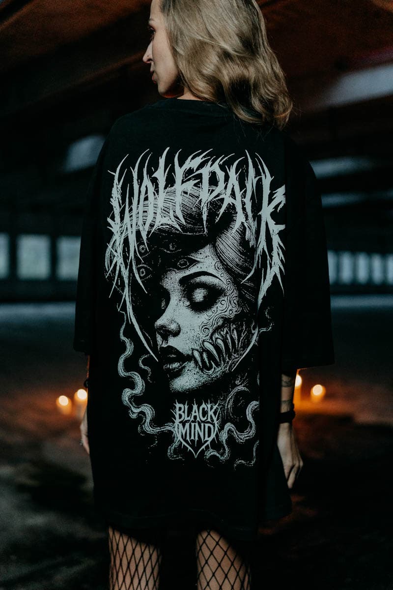 Black oversized t-shirt with INNER EYE OVERSIZED TEE UNISEX print - Wolfpack Clothing