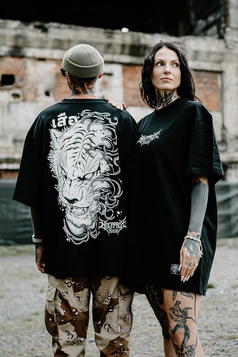 Black oversized t-shirt with JUNGLE KING OVERSIZED TEE UNISEX print - Wolfpack Clothing