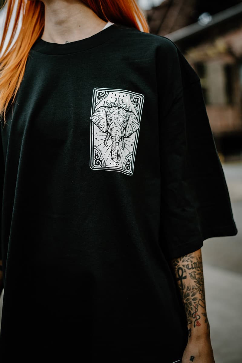 Black oversized t-shirt with ROYAL TUSKS OVERSIZED TEE UNISEX print - Wolfpack Clothing