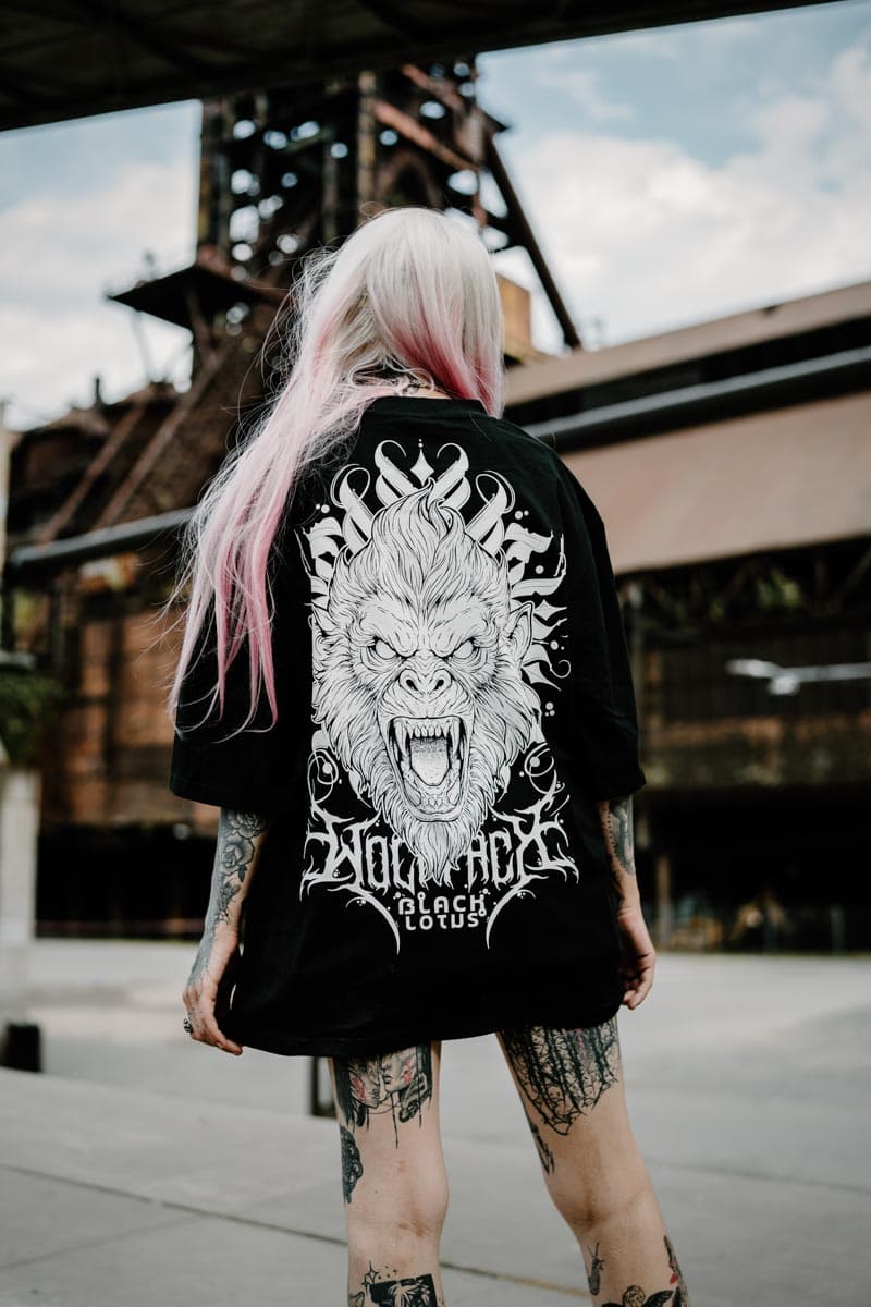 Black oversized t-shirt with TEMPLE GUARDIAN OVERSIZED TEE UNISEX print - Wolfpack Clothing