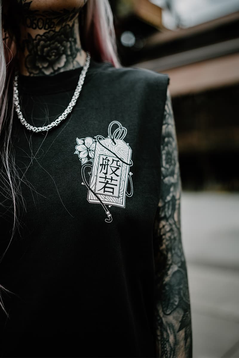 Black heavy tank top with HANNYA HEAVY FADED TANK UNISEX print - Wolfpack Clothing
