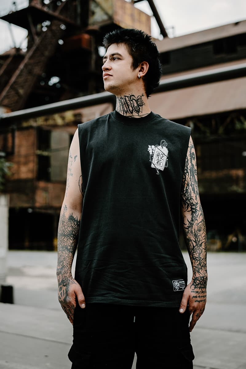 Black heavy tank top with HANNYA HEAVY FADED TANK UNISEX print - Wolfpack Clothing