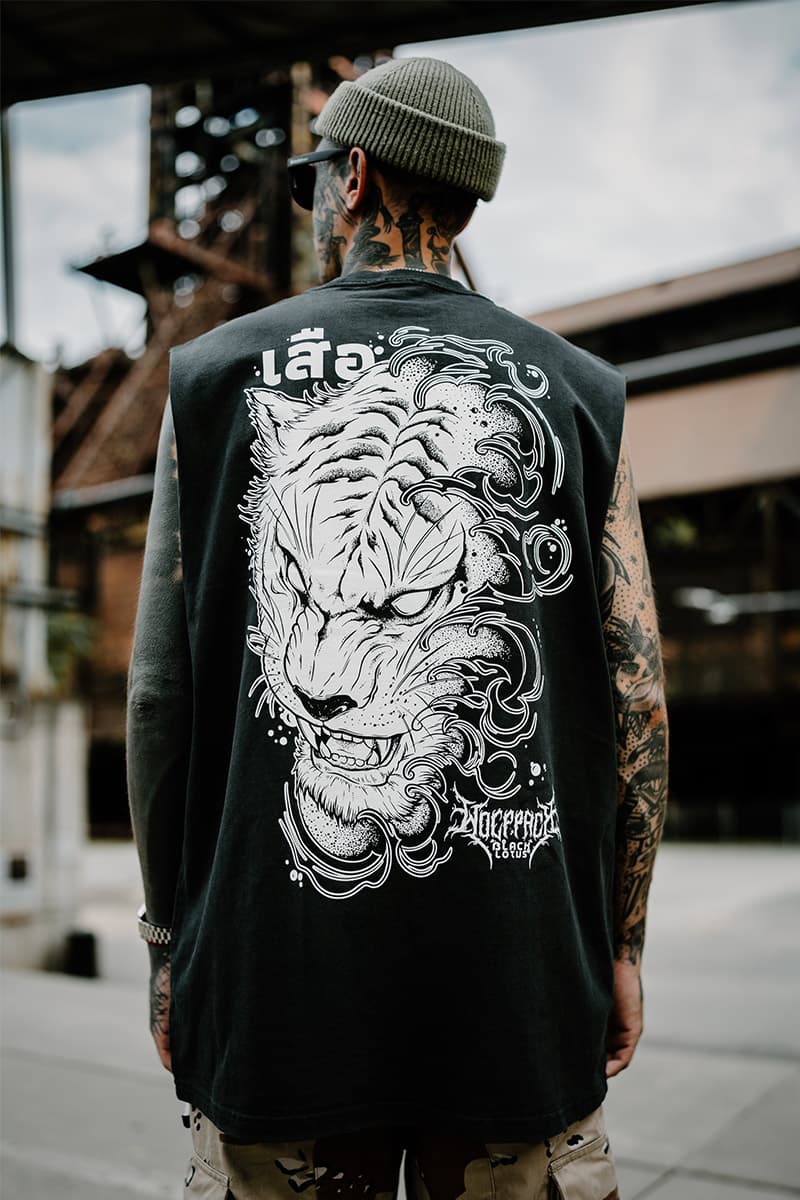 Black heavy tank top with JUNGLE KING HEAVY FADED TANK UNISEX print - Wolfpack Clothing