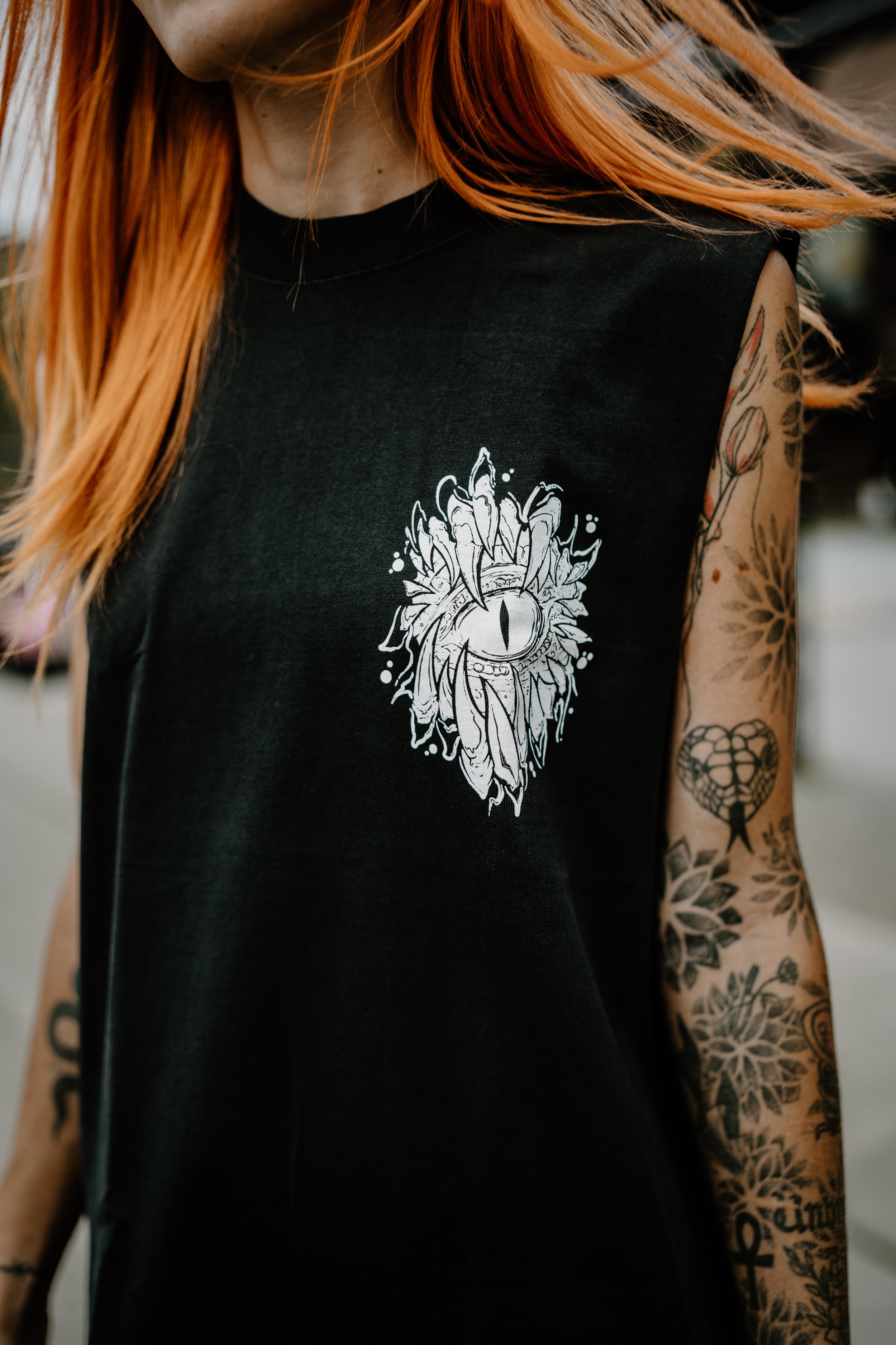 Black heavy tank top with SCALES & SILENCE HEAVY FADED TANK UNISEX print - Wolfpack Clothing