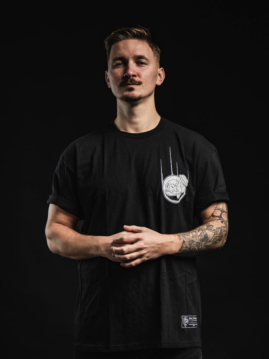 Black t-shirt with FORBIDDEN FRUIT TEE UNISEX print - Wolfpack Clothing